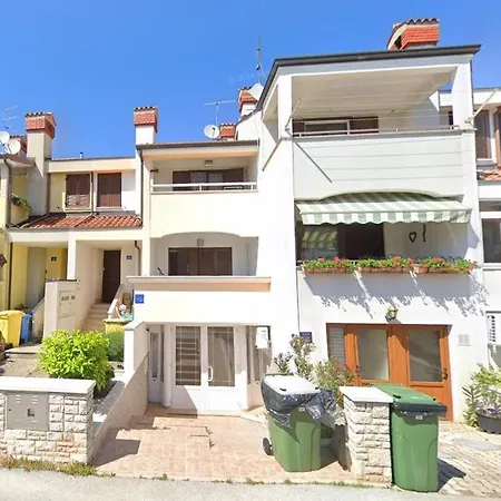 Appartement With A Parking Space - 24205